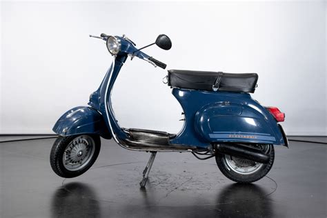 vespa piaggio.